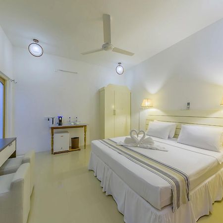 Dhigurah Retreat Beach Екстериор снимка