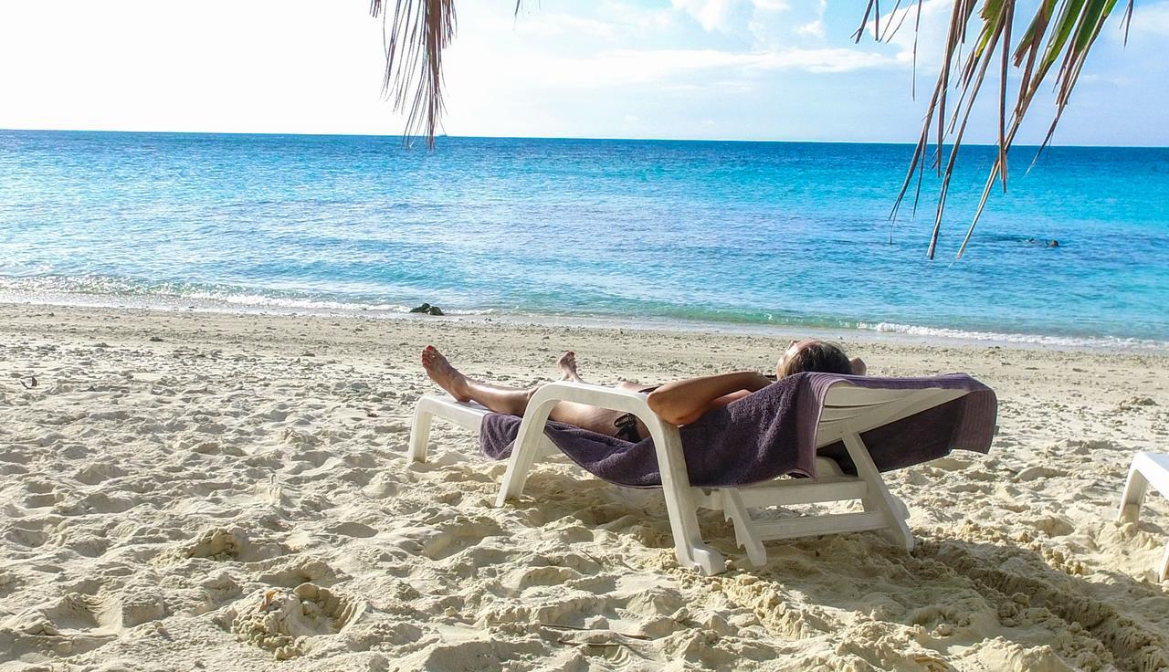 Dhigurah Retreat Beach Екстериор снимка