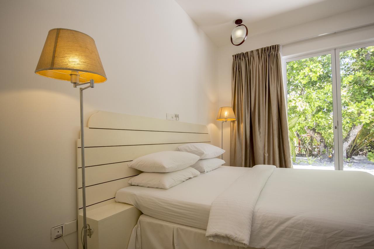 Dhigurah Retreat Beach Екстериор снимка