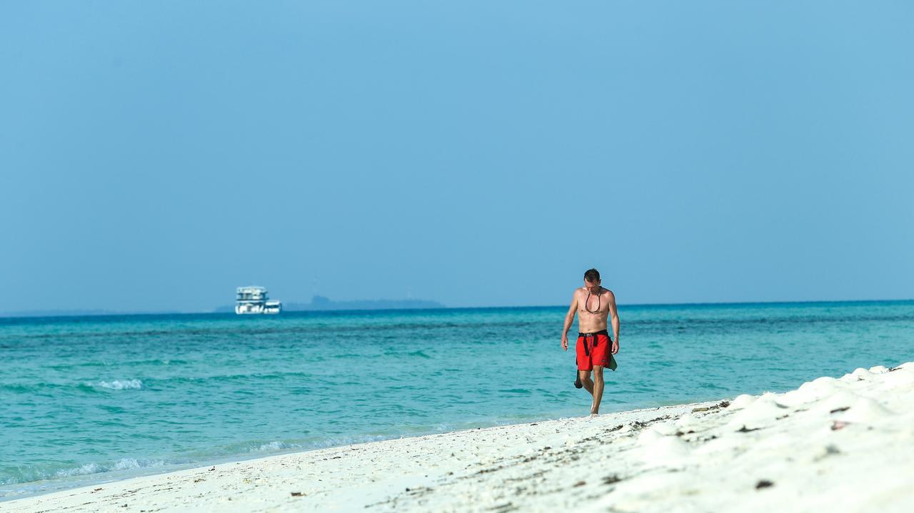 Dhigurah Retreat Beach Екстериор снимка