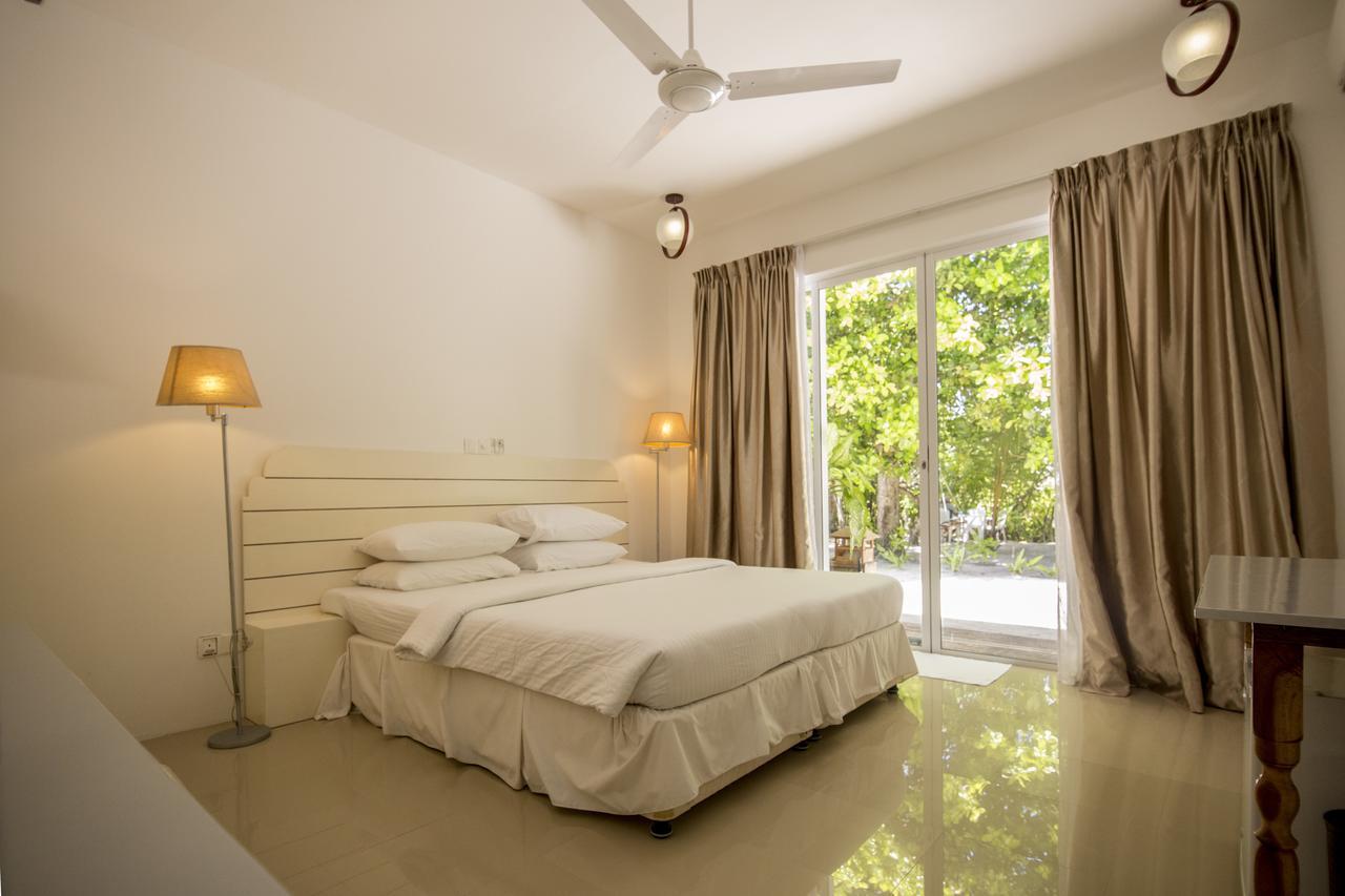 Dhigurah Retreat Beach Екстериор снимка