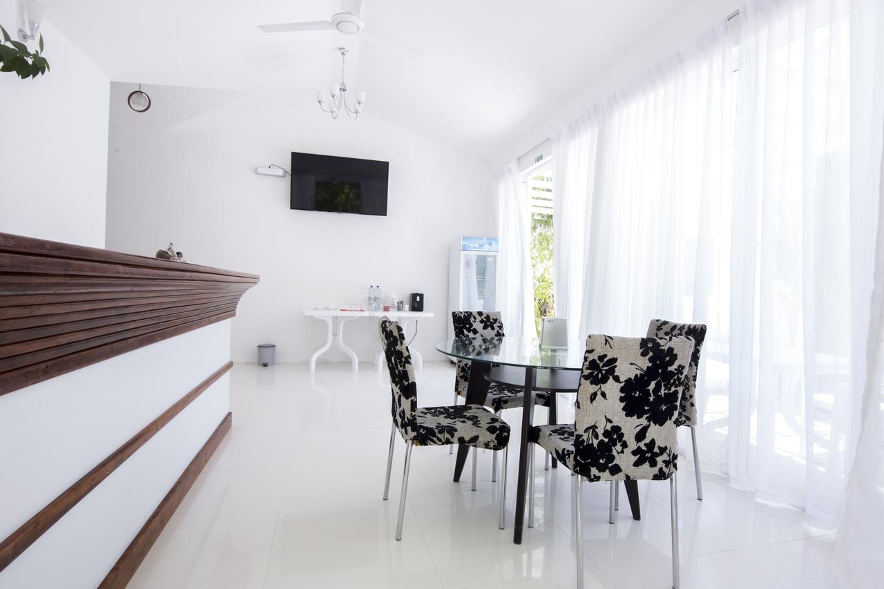 Dhigurah Retreat Beach Екстериор снимка