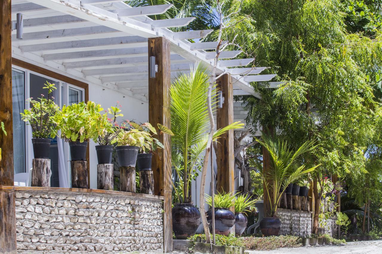 Dhigurah Retreat Beach Екстериор снимка