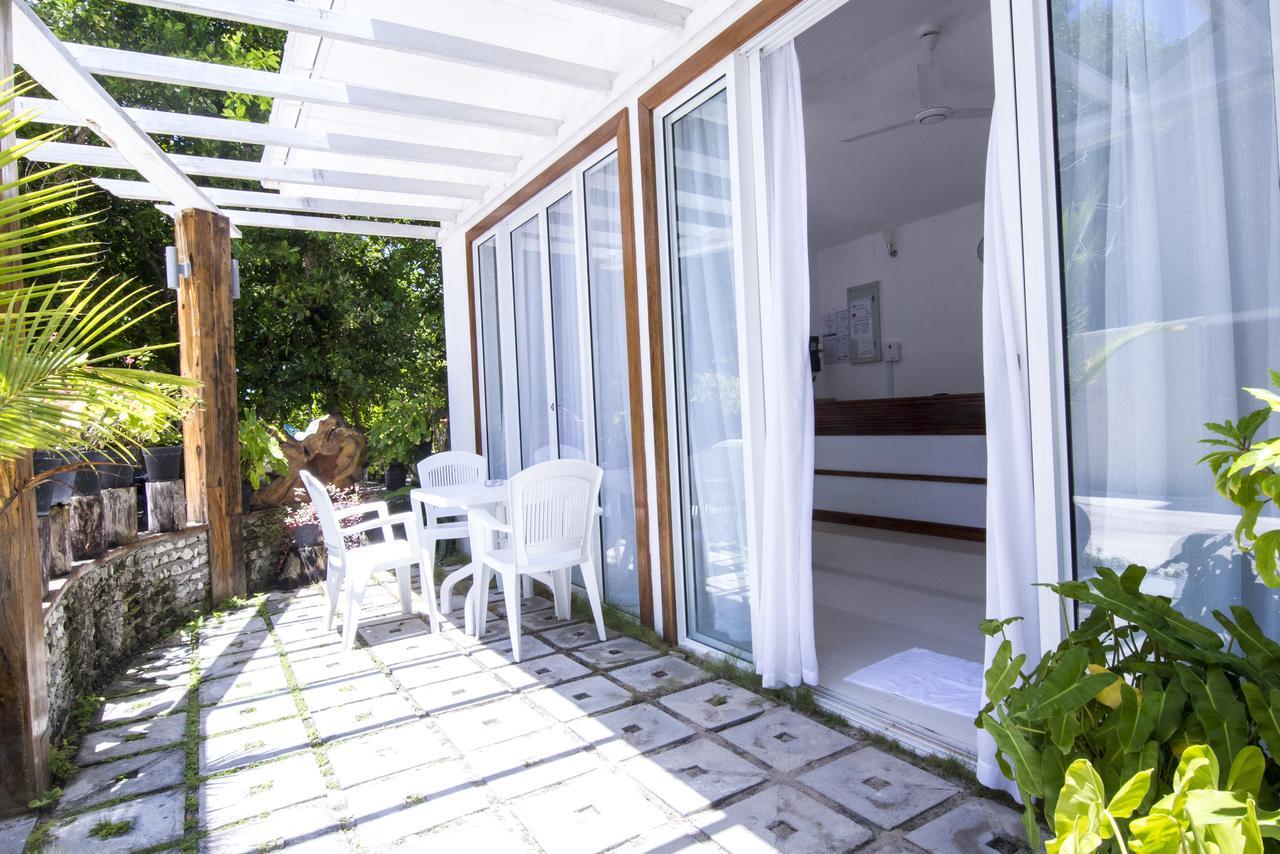 Dhigurah Retreat Beach Екстериор снимка