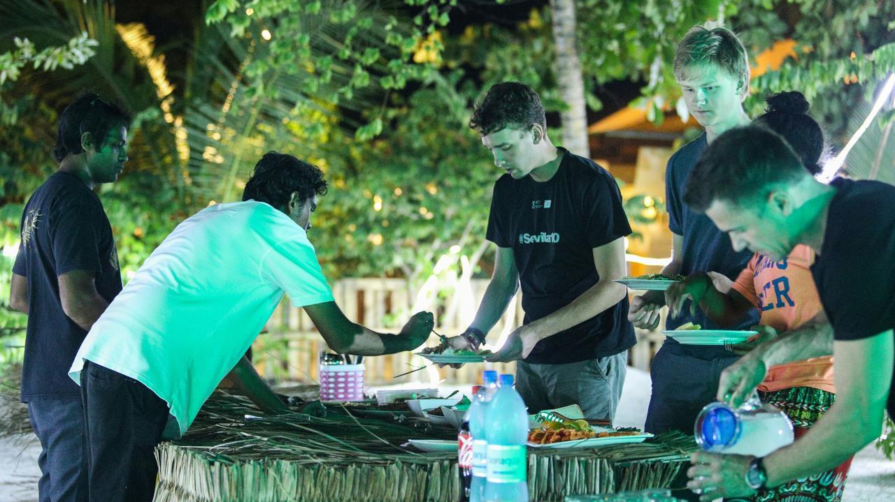 Dhigurah Retreat Beach Екстериор снимка