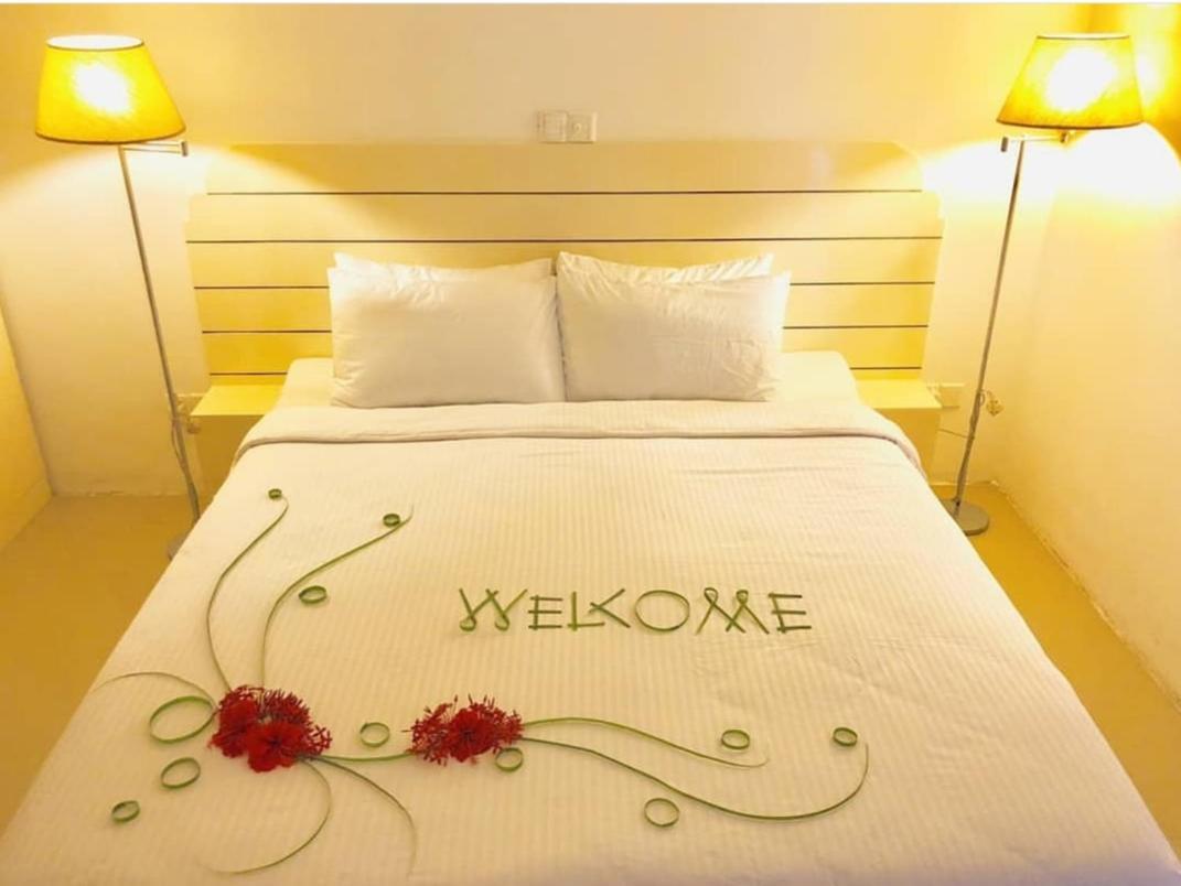 Dhigurah Retreat Beach Екстериор снимка